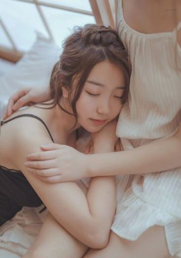 大胸姐妹在线