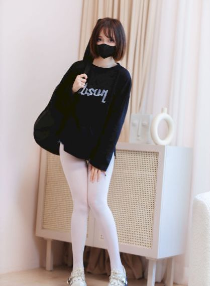 女女女女女