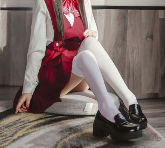 女教师日记2未删减版
