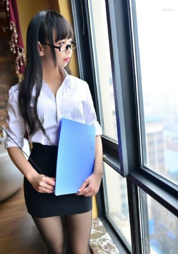 善良的的女秘书