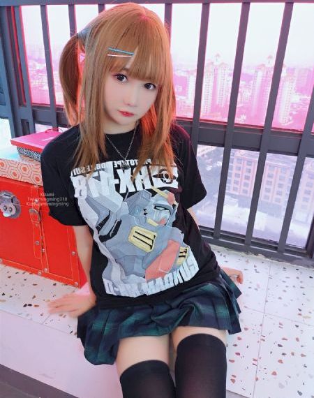 偷偷鲁视频