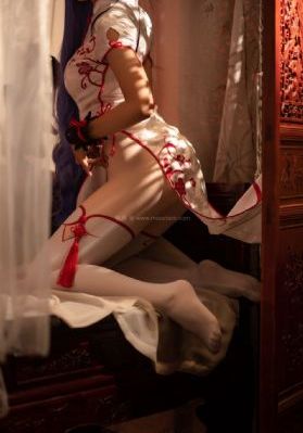 女知青双乳嫩白高耸糙汉