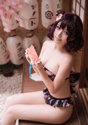 女大学生的沙龙