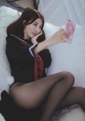 劳拉蒙特斯